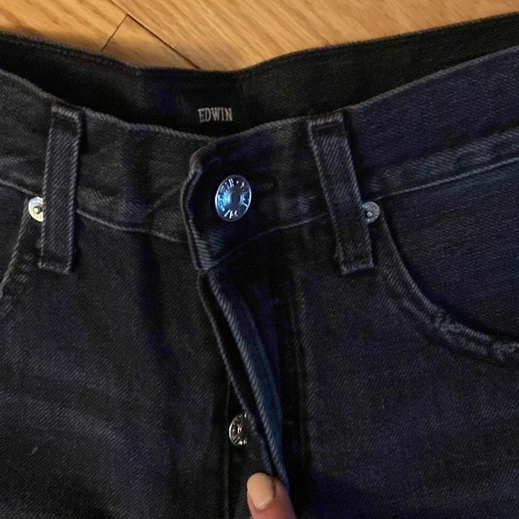 NWT EDWIN Cai 7” short w/vented hem, size 30 color irony, sold at Free People - Picture 5 of 8